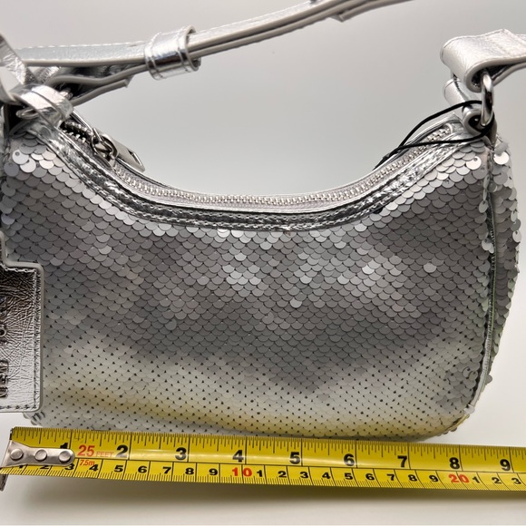 Nicole Miller Silver Sequin Shoulder Bag - Picture 3 of 4